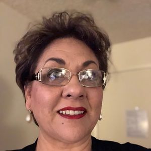 Meet your Posher, Teri